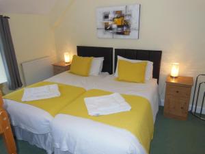 Family Room with Shower room in Y Giler Arms