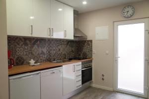 Lisbon Beach Apartments 7