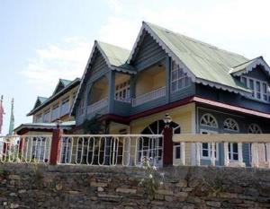 Pemaling Lords Inn Dirang