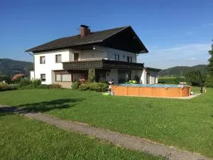 Ferienhaus Miklin - Hof