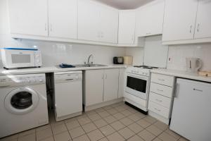 Spanish Cove Holiday Homes Sleeps 5 by Trident Holiday Homes