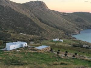 Unique homm Seafront Villa in Serifos Sotiras Seriphos Greece