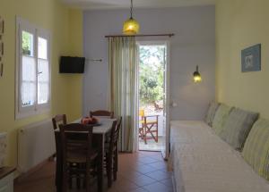 Korali apartments Syros Greece