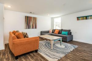 one bedroom house room in 38th Street Retreat - Downstairs Level