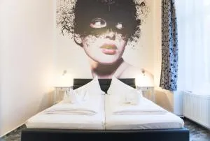 玛丽普伦茨劳贝格膳食公寓 - 柏林附近贝尔瑙