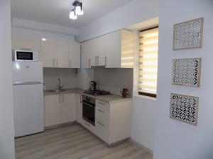 Rivera Apartments-PalasMall