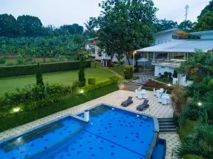 达加佩会议及酒店 - Cipayung