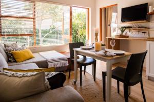 Treehouse at Theebos