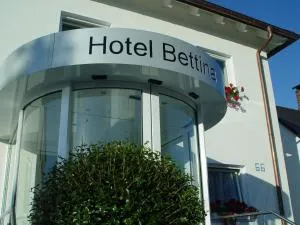 Hotel Bettina garni - 杰汀根施帕赫