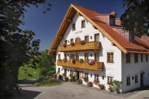 Landhotel Hoisl-Bräu - 彭茨贝格