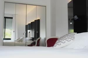 Hotels Hostellerie Du Grand Saint Antoine : photos des chambres