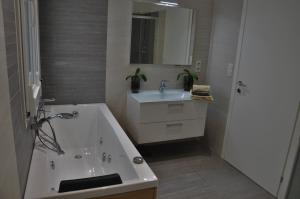 Appartements SKYLINE Apartments : photos des chambres