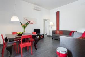 Rosso Apartment