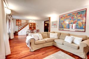 Via Garibaldi-Gigli Biennale Terrace by Wonderful Italy