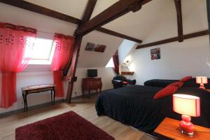 B&B / Chambres d'hotes Chateau de Quesmy : photos des chambres