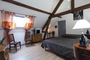 B&B / Chambres d'hotes Chateau de Quesmy : photos des chambres