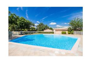 Appartement Contemporain proche Météo, Basso Cambo, EDF, Airbus & Thales