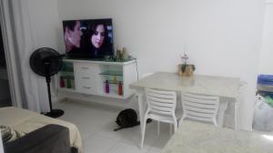 Apartamento na praia de Canasvieiras com wifi, piscinas e ar condicionado nos quartos., Apartments Florianópolis - big - 8