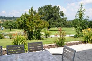 Appartements Les Bastides du Golf d'Albret : photos des chambres