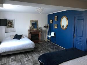 Hotels L'hostellerie de Sevremont : photos des chambres