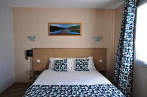 Hotels Brit Hotel Azur : photos des chambres