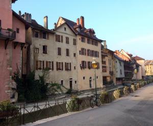 Appartements Gite urbain AU 2BIS - Annecy : photos des chambres