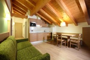 Apartment with Balcony room in Residence Al Lago