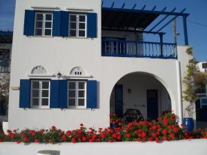 One-Bedroom Apartment - Ground Floor with Sea view