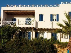 Korali apartments Syros Greece