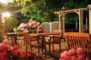 Hotels Logis Hotel Emeraude des Bois : photos des chambres