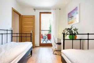 New Sunny Apartment up to 6 people