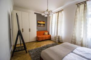 National Theater Ruterra Flat