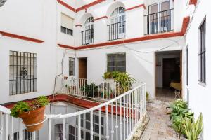 La Herencia del REGIDOR by Cadiz4Rentals