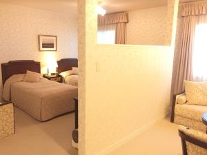 Deluxe Twin Room with Two Sofa Bed - Annex - Check-out 10:30