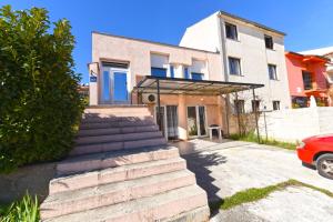 Apartment Josip 1562