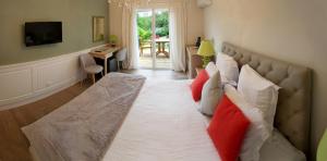 Hotels Hotel The Originals Residence de Rohan (EX RELAIS DU SILENCE) : photos des chambres