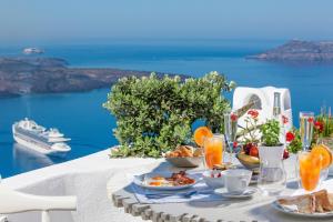 Mill Houses Elegant Suites Santorini Greece