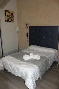 Hotels Hotel restaurant MARTINEZ : Chambre Double