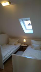 Quadruple Room with Bathroom room in Hotel zur Brücke