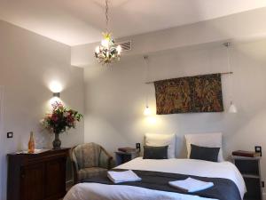 Maisons d'hotes La Villa du Chateau Belloy : Chambre Double ou Lits Jumeaux - Vue sur Jardin