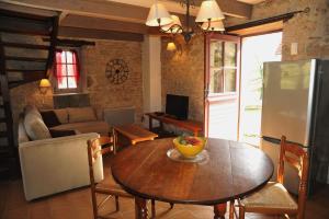 Maisons de vacances Gites de Combarel : photos des chambres