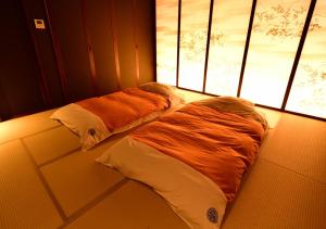 Balinese onsen ryokan Hakone Airu