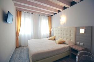 Double or Twin Room with Garden View room in Locanda Stravedo