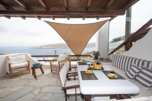 Sea Breeze Balcony of Mykonos