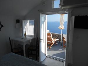 Rimida Villas Santorini Greece