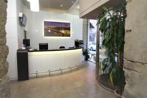 Hotels Best Western Lyon Saint-Antoine : photos des chambres