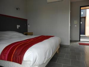 Hotels The Originals City, Hotel Albizia, Sarlat-la-Caneda (Inter-Hotel) : photos des chambres