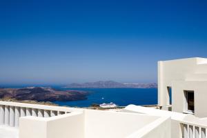 The Majestic Hotel Santorini Greece