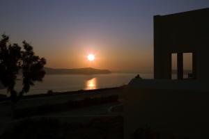 The Majestic Hotel Santorini Greece