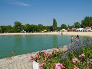 Appart'hotels Residence Vacances Bleues Les Coteaux de Jonzac : photos des chambres